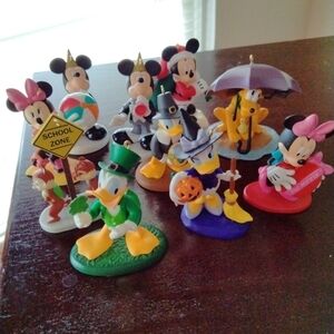 A Year Of Disney Magic 2014-2015 Lot Of 10 Christmas Ornaments